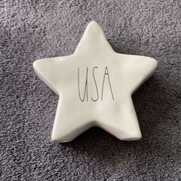 Rae Dunn USA Medium Star - Picture 2 of 6